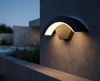 Lámpara de Pared LED Exterior Contemporánea — Impermeable IP65 para Balcón, Pasillo, Patio y Hotel