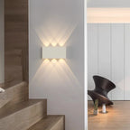 Lámpara de Pared Recargable LumiBlock | Diseño Minimalista con Textura de Madera