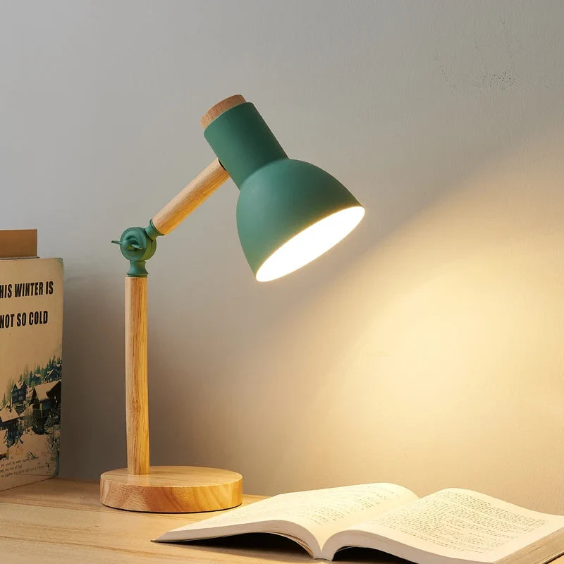 Lámpara de Escritorio de Madera Nórdica LED