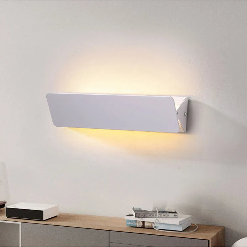 Lámpara de Pared LED Moderna | Lámpara de Brazo Móvil de Aluminio Minimalista