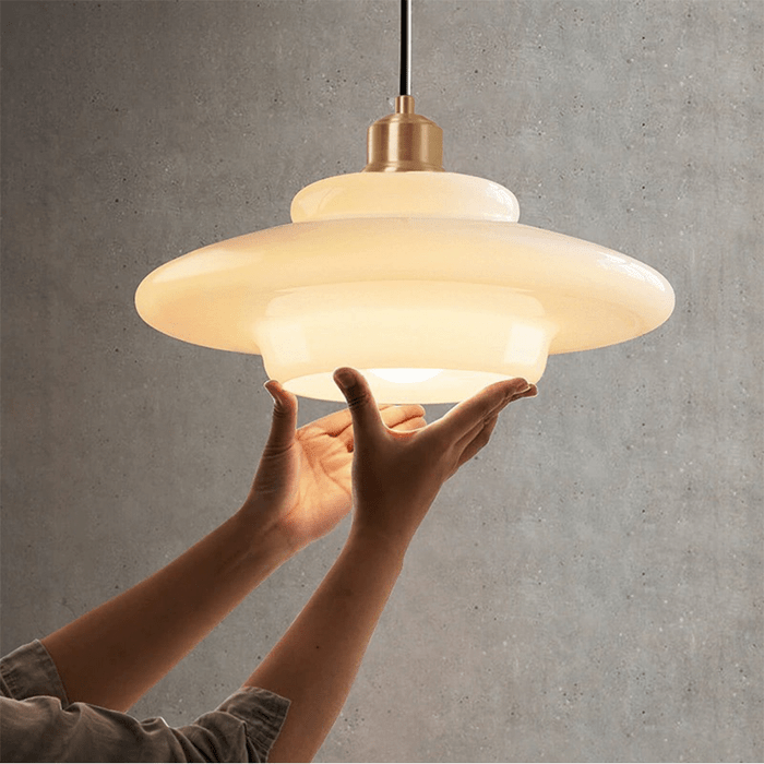 Lámpara Colgante de Vidrio Blanco Mid-Century