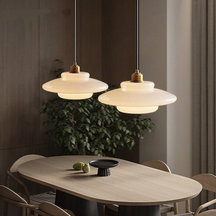 Lámpara Colgante de Vidrio Blanco Mid-Century